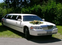 /album/galerie-de-photos-voitures/photovoit-reve-limousine-blanche-jpg1/